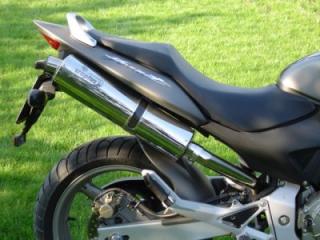 Creptus laděný výfuk na Honda CB 600F Hornet
