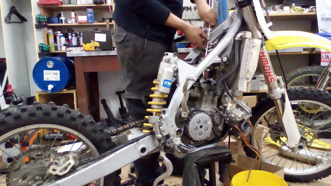 Radši nový pit než vylítanou crossku