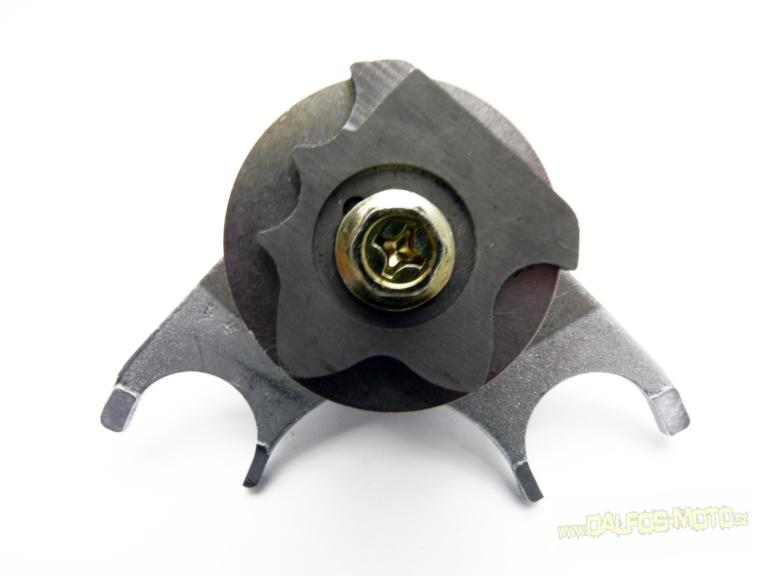 řadící segment s vidličkami pro motor Stomp Lifan 125