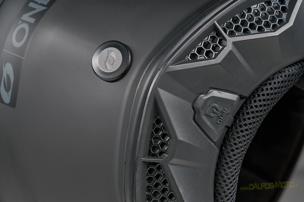 Oneal SIERRA RS enduro helma, fluo