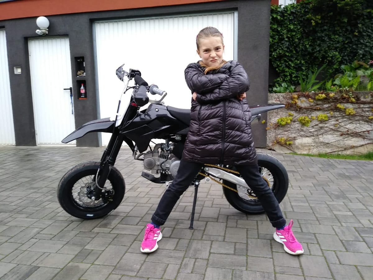 bea motard stomp